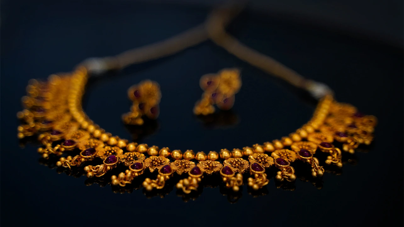 The Legacy of Craftsmanship: Understanding Traditional Gold